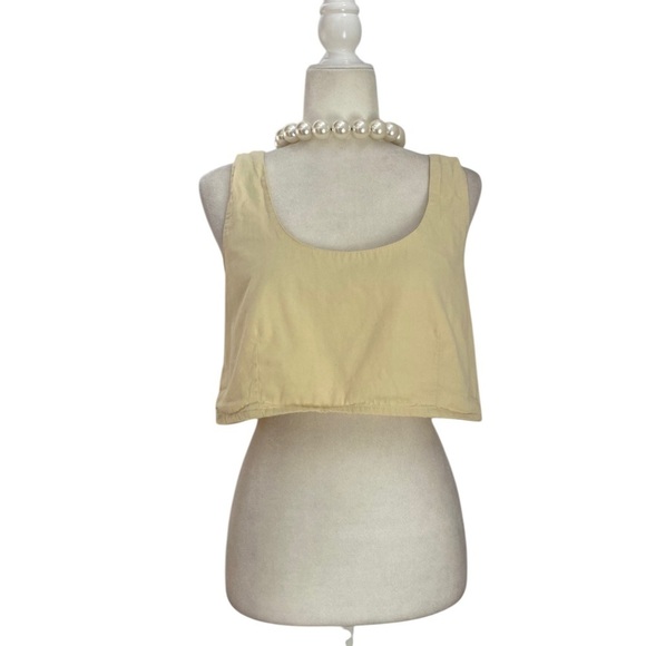 With Jean Butter Yellow Scoop Neck Crop Top Sleeveless Summer Essential - Picture 9 of 10